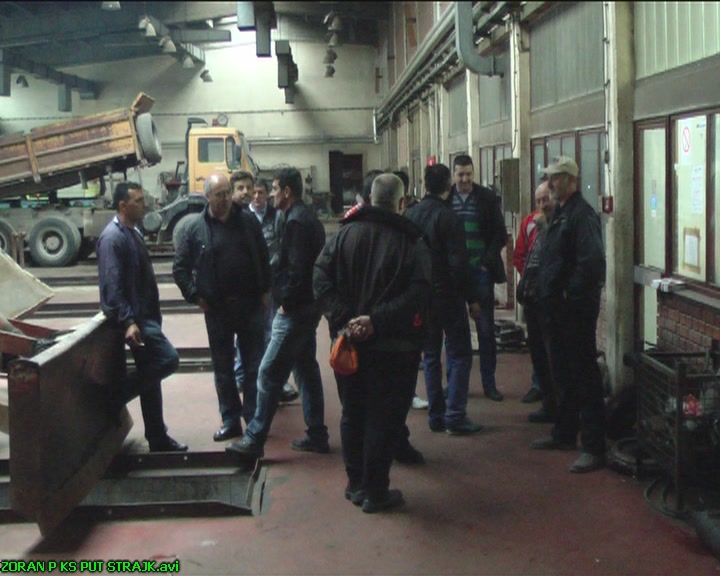 Radnici Kruševac puta od nedelje u štrajku (VIDEO)