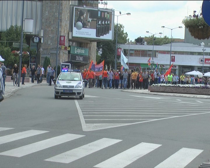 Radnici „14. oktobra“ nastavili protest