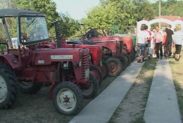 Za vikend Izložba oldtajmer traktora u Đunisu i Moto susreti na Slobodištu (VIDEO)