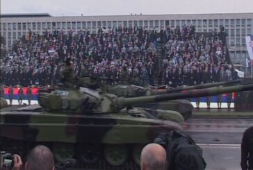 Veliki broj Kruševljana na Vojnoj paradi (VIDEO)