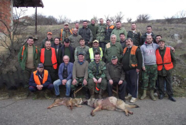 Kruševački lovci u Knjaževcu: Lovili divlju svinju, a odstrelili vuka i šakala (VIDEO)