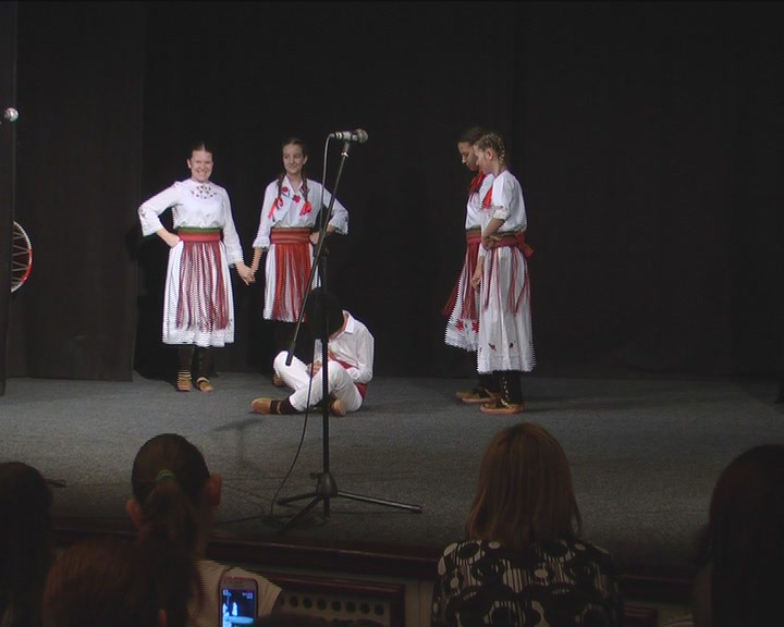 Godišnji koncert Dečijeg folklornog ansambla „Čarapani“