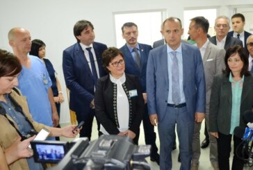 Ministar zdravlja Lončar posetio Opštu bolnicu u Kruševcu: Do kraja godine počeće sa radom angio sala