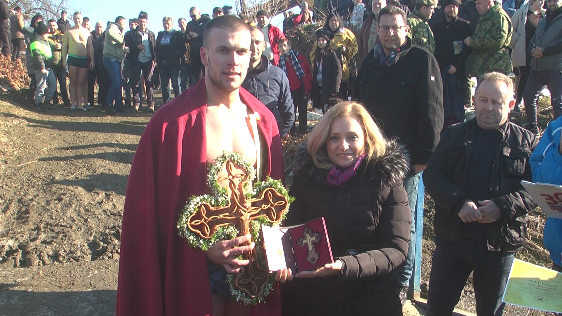 Luka Momirović pobednik 21. viteškog nadmetanja za časni Bogojavljenski krst u Beloj Vodi