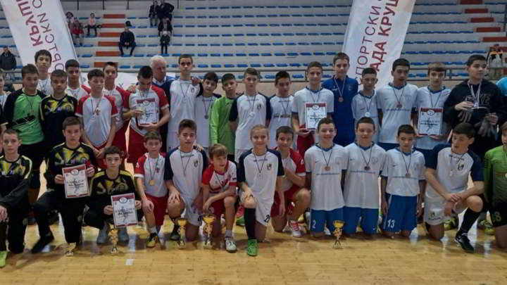 Sportski savez grada Kruševca organizovao po 12. put Ligu šampiona u malom fudbalu za mlađe kategorije dečaka i devojčica