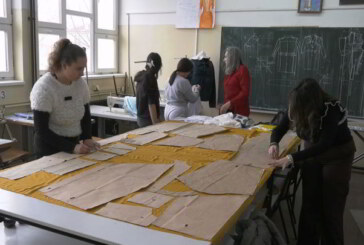 Učenici tekstilne struke Politehničke škole posetom Sajmu tekstila u Beogradu upotpunili su znanja i veštine koje stiču u školi
