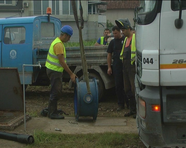 RADOVI NOVO[(005065)06-52-37]