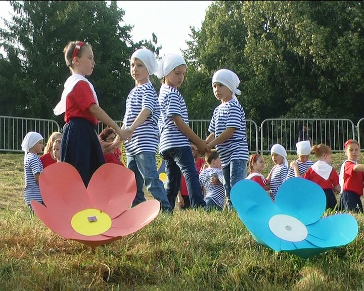 SLOBODISTE[(001651)13-04-33]
